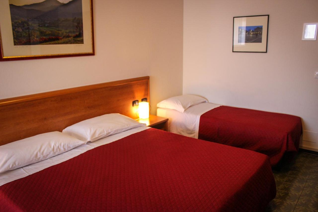Hotel Centrale Este Ngoại thất bức ảnh