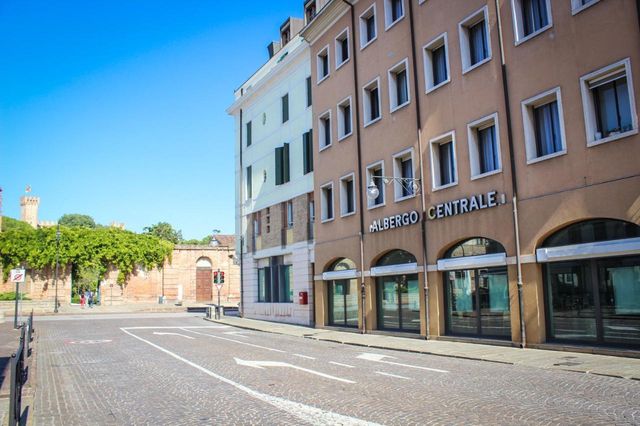 Hotel Centrale Este Ngoại thất bức ảnh